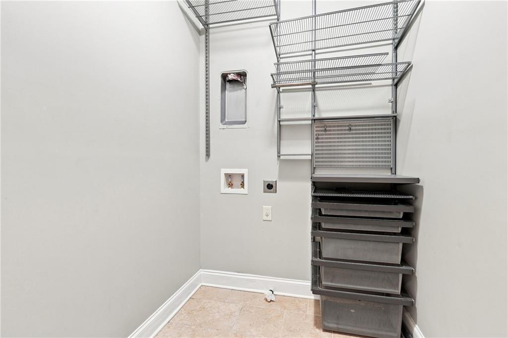 1883 Manor Estate Property Photo 24