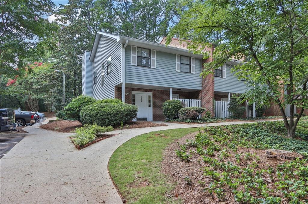 6070 Wintergreen Road Property Photo 1