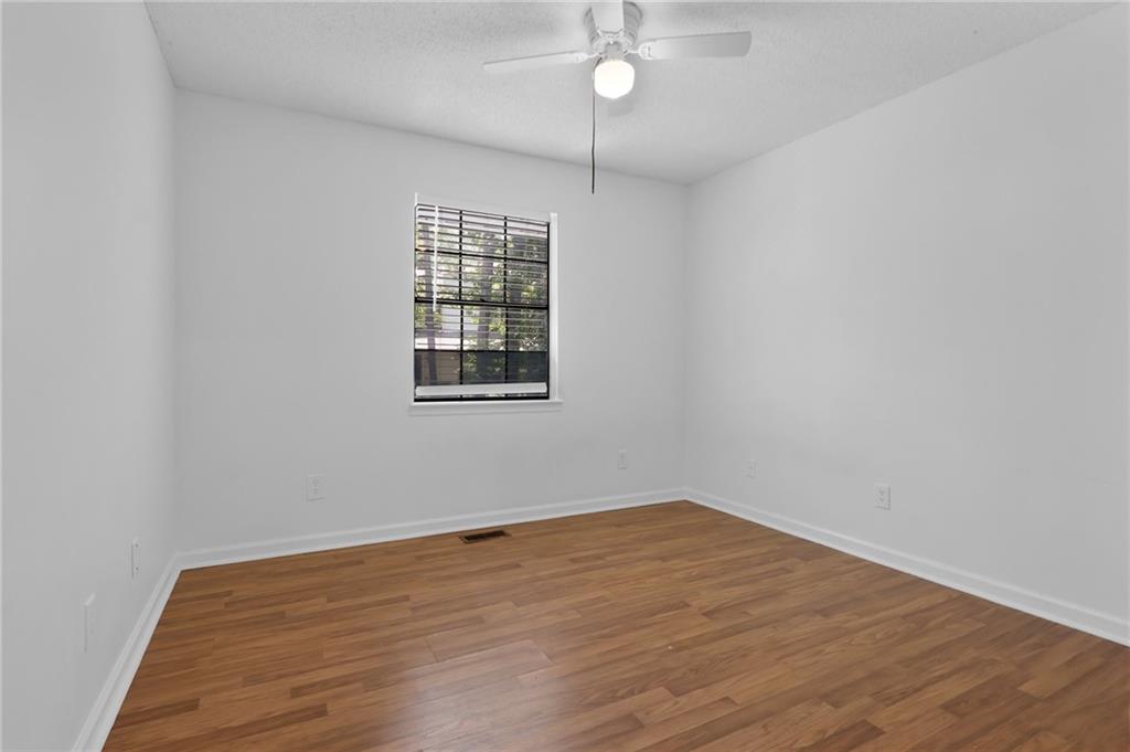 6070 Wintergreen Road Property Photo 11