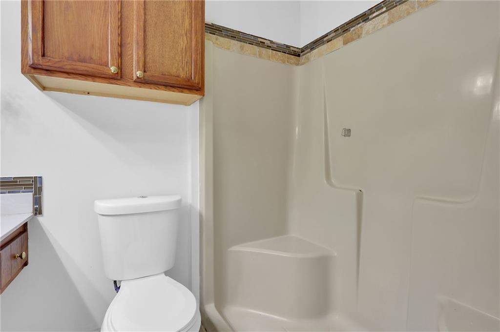6070 Wintergreen Road Property Photo 17