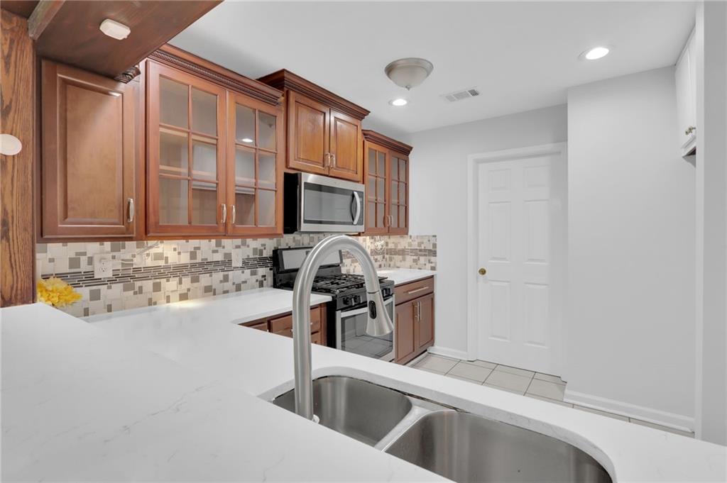 6070 Wintergreen Road Property Photo 30