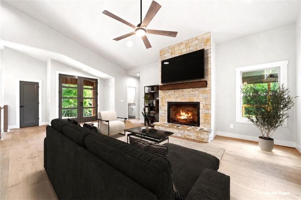 257 Gallery Court Property Photo 6