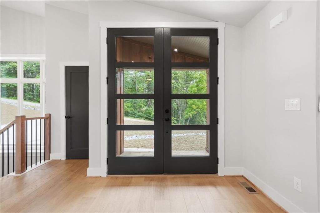 257 Gallery Court Property Photo 11