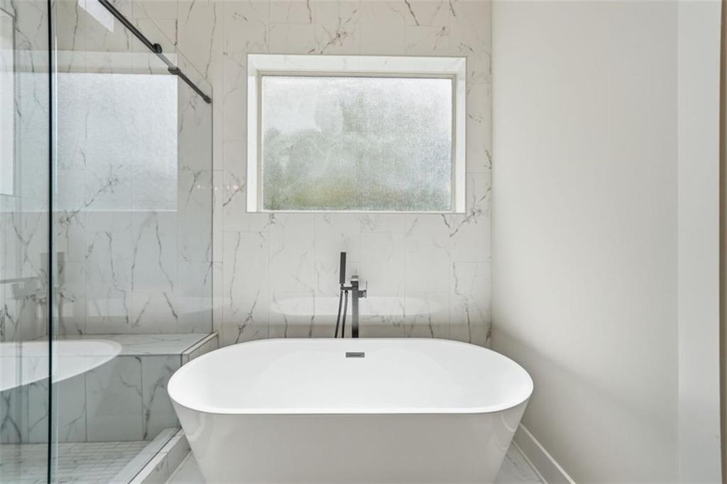 257 Gallery Court Property Photo 31