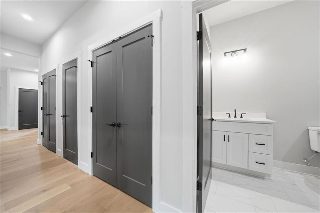 257 Gallery Court Property Photo 42