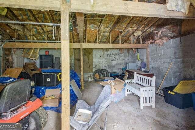 10 Betty K Avenue Property Photo 23