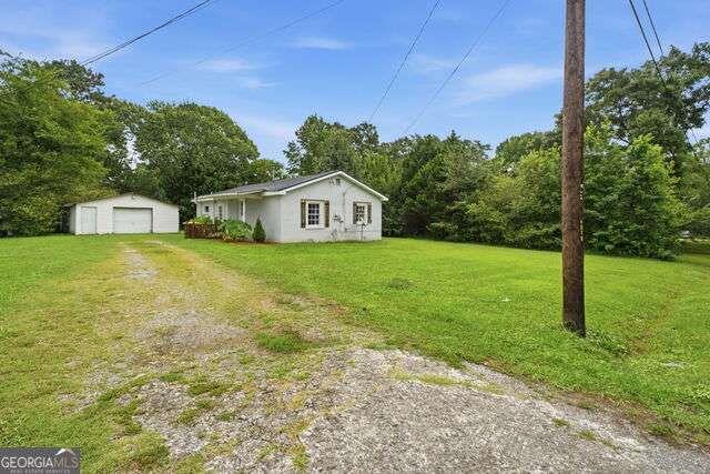 10 Betty K Avenue Property Photo 27
