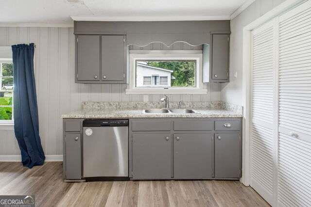 10 Betty K Avenue Property Photo 32