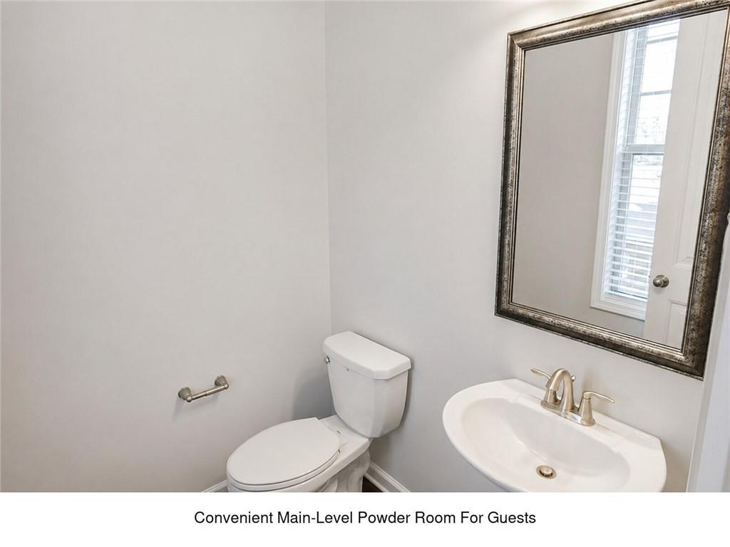 320 Beacons Place Property Photo 10