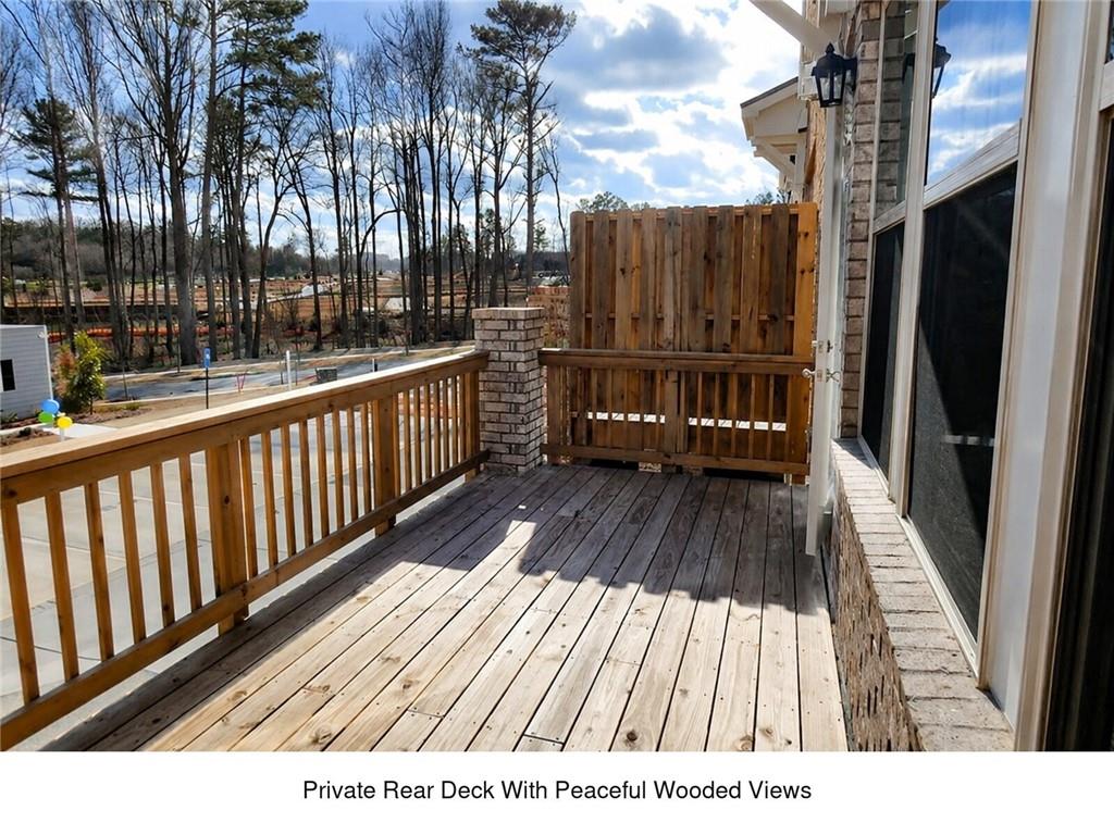 320 Beacons Place Property Photo 28