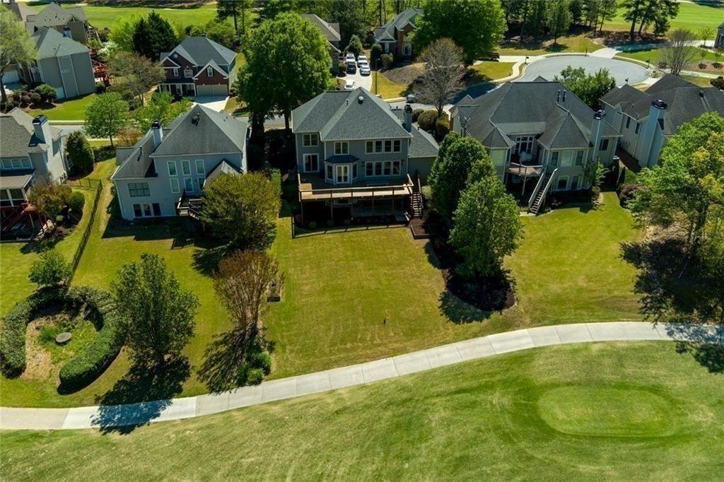 140 Waterstone Pointe Property Photo 3