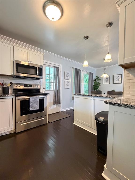 7819543 Property Photo 4