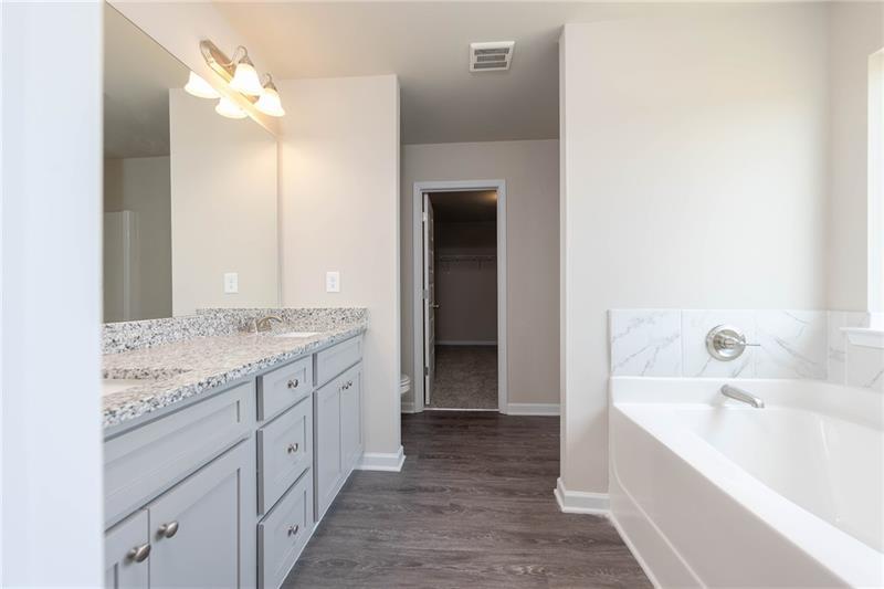 190 Ruby Robin Road Property Photo 12