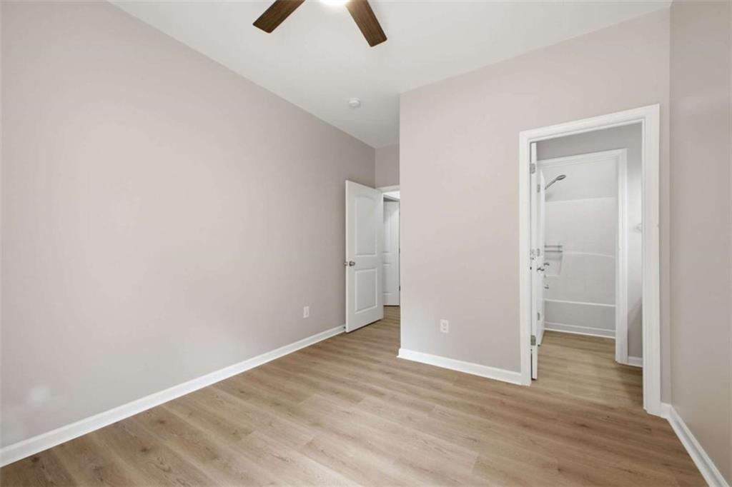 752 Stable View Loop Property Photo 34