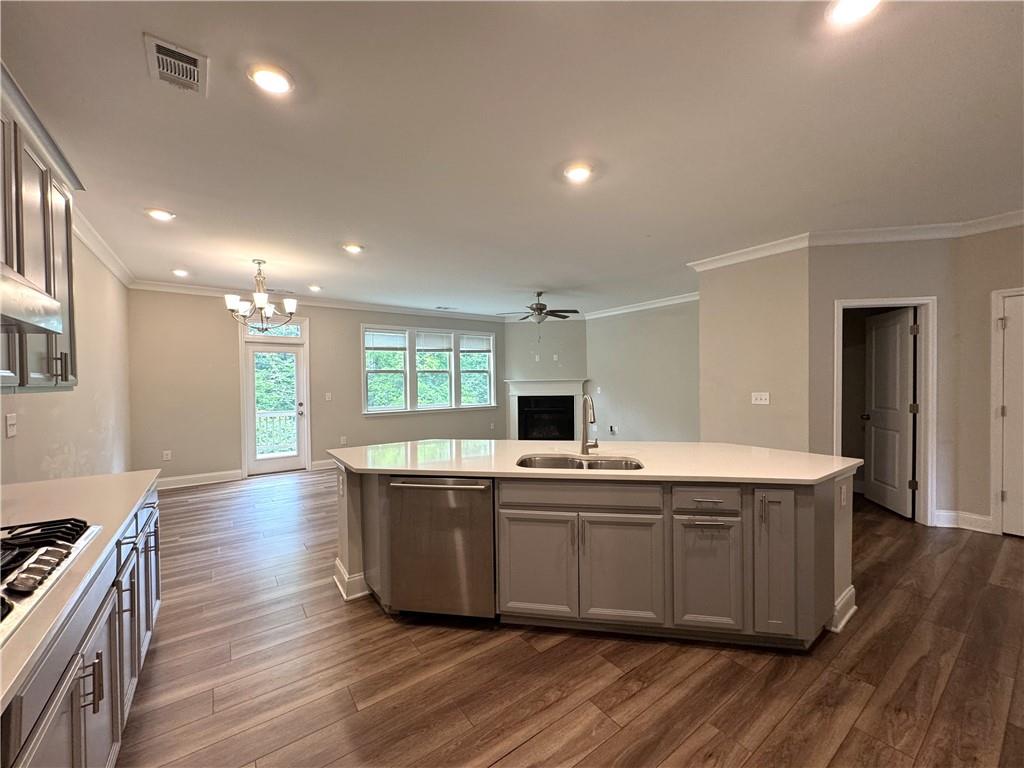 1468 Edgebrook Court Ne Property Photo 10