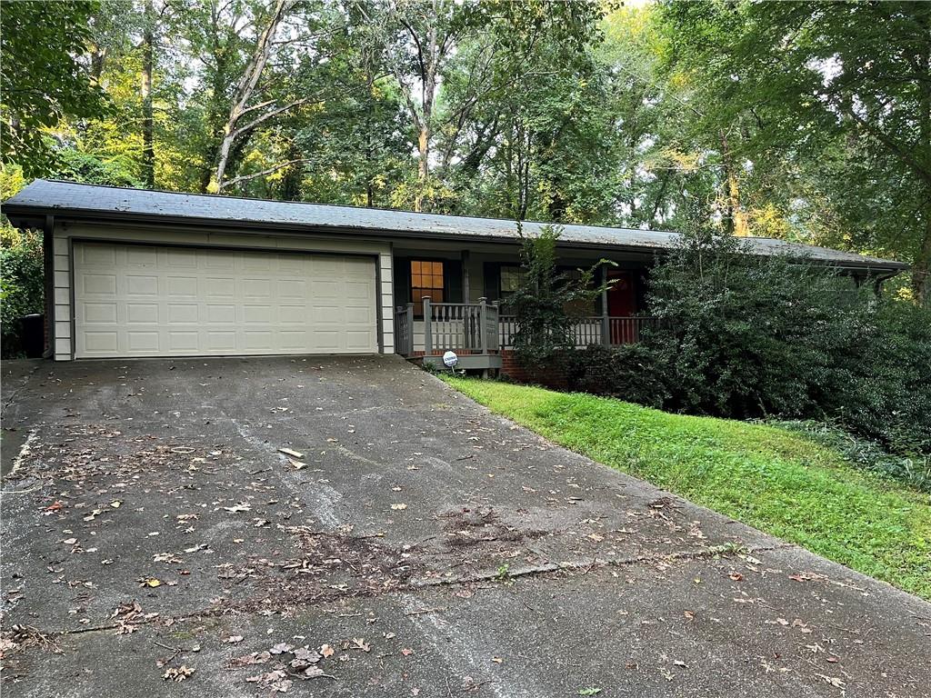 1088 Wheatley Drive SW Property Photo 1