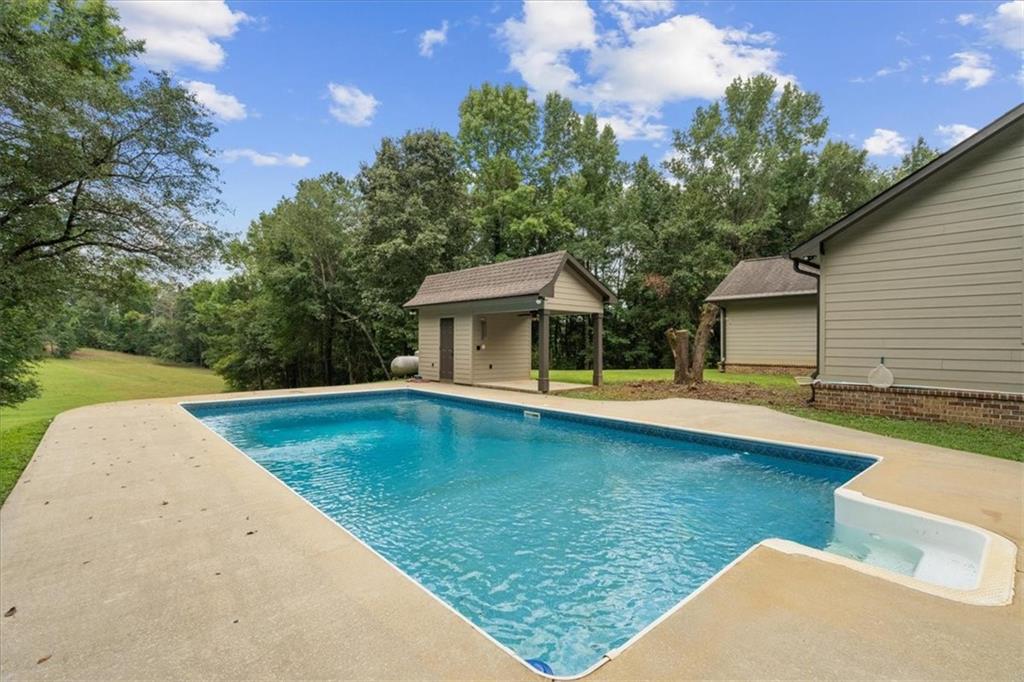 1358 Reeves Station Road Sw Property Photo 33