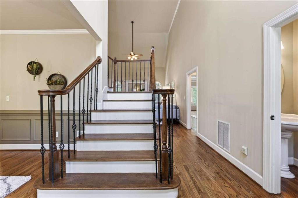 4190 Lakeside Boulevard Property Photo 5