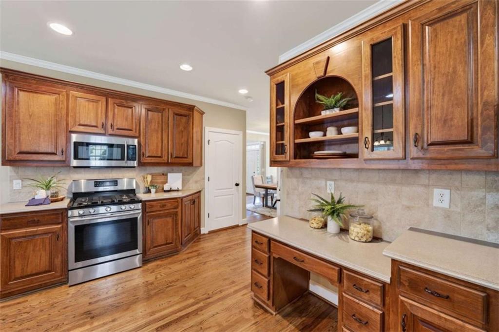 4190 Lakeside Boulevard Property Photo 11