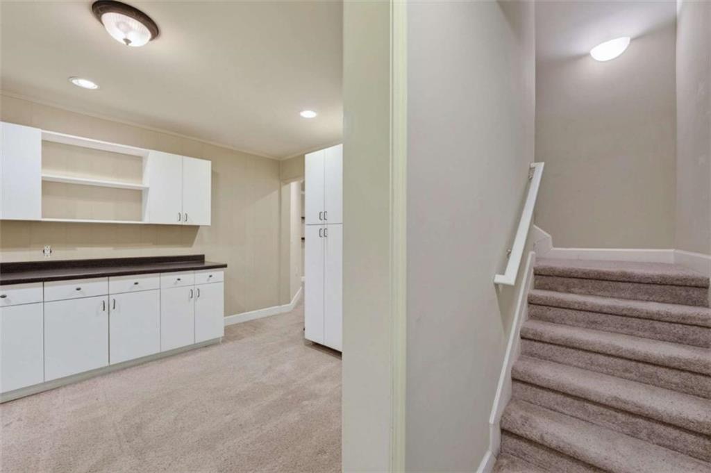4190 Lakeside Boulevard Property Photo 44