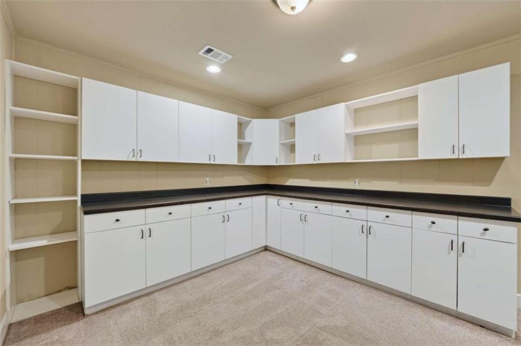 4190 Lakeside Boulevard Property Photo 45