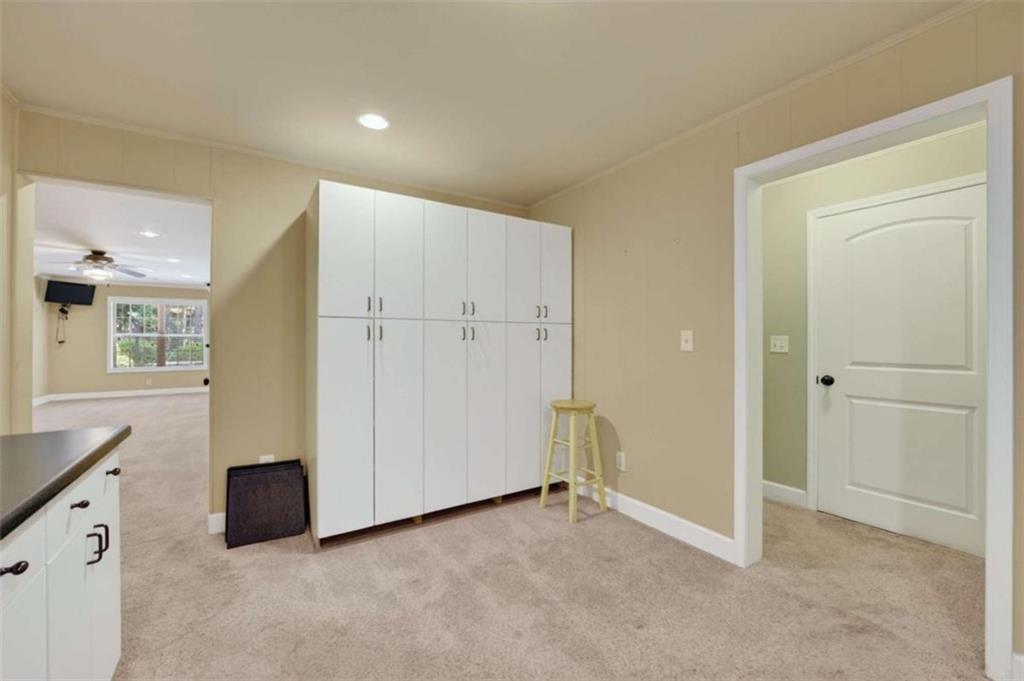 4190 Lakeside Boulevard Property Photo 46