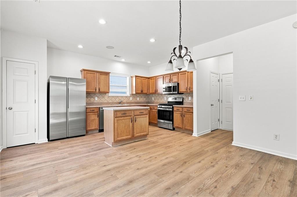 3342 Briaroak Drive Property Photo 5