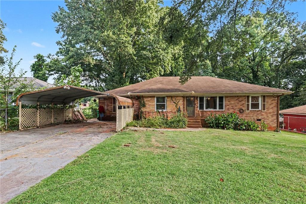 1638 Flintwood Drive SE Property Photo 1