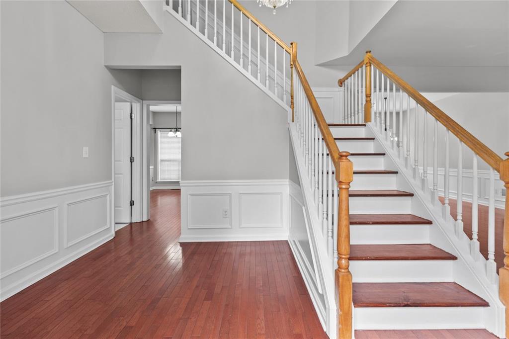 7819645 Property Photo 2