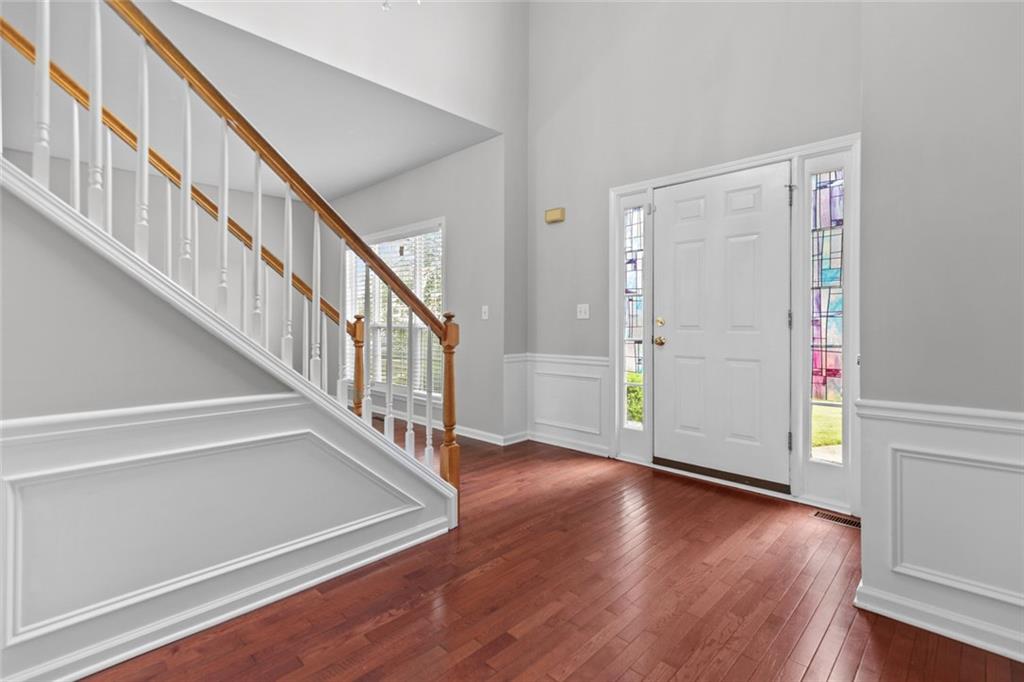 7819645 Property Photo 3