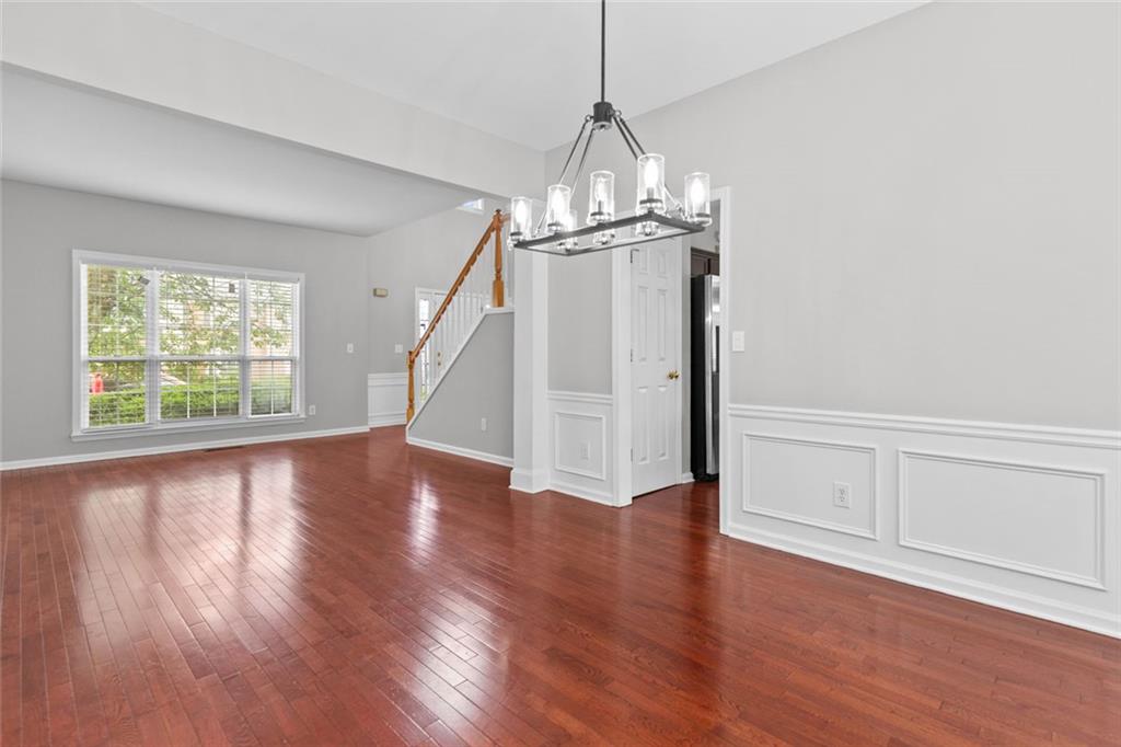 7819645 Property Photo 7