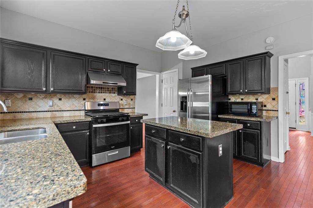 7819645 Property Photo 10