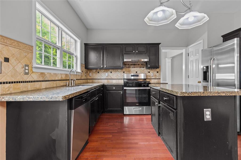 7819645 Property Photo 11
