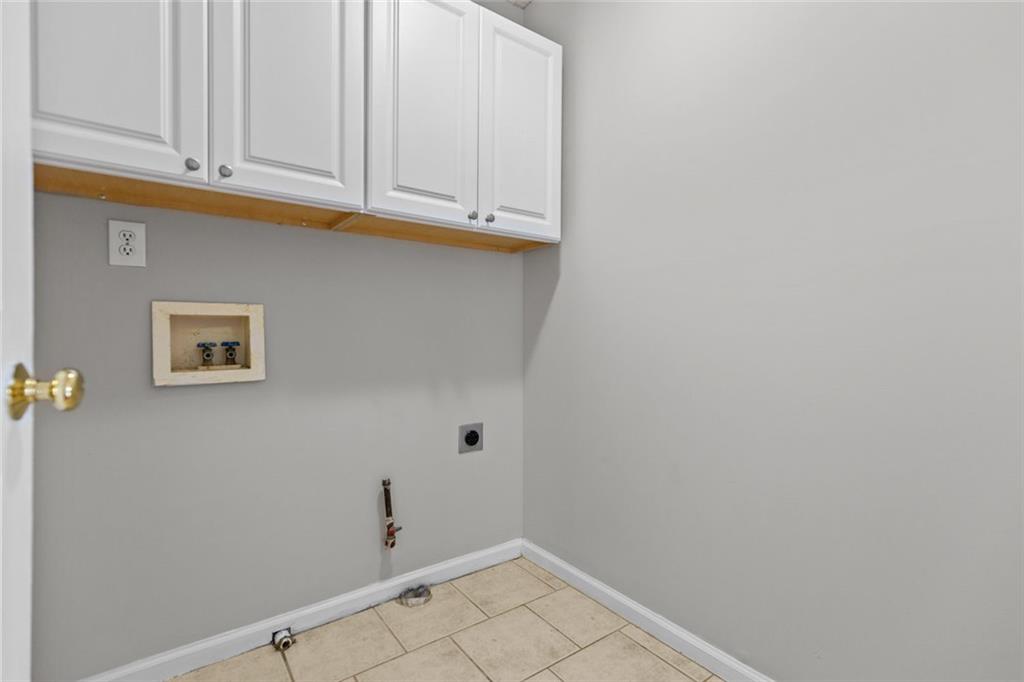 7819645 Property Photo 37