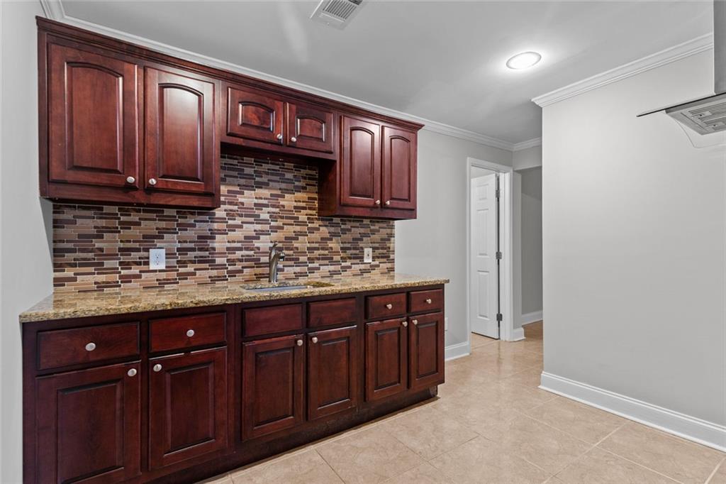 7819645 Property Photo 42