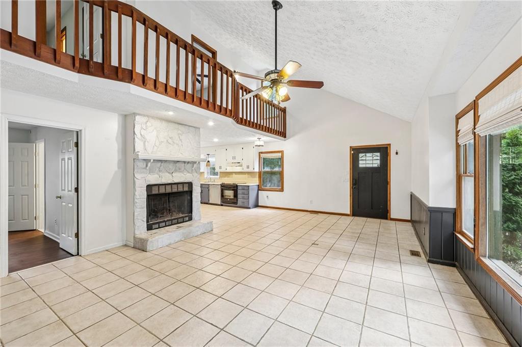 9080 Pine Tree Circle Property Photo 12