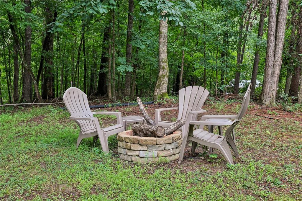 9080 Pine Tree Circle Property Photo 31