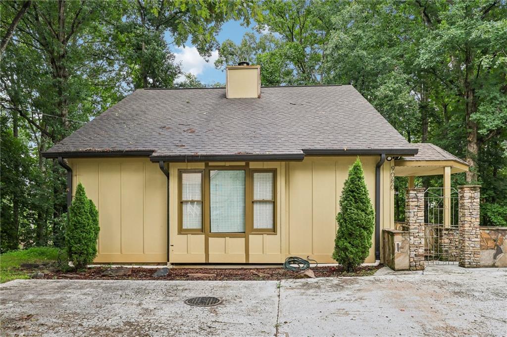 9080 Pine Tree Circle Property Photo 32