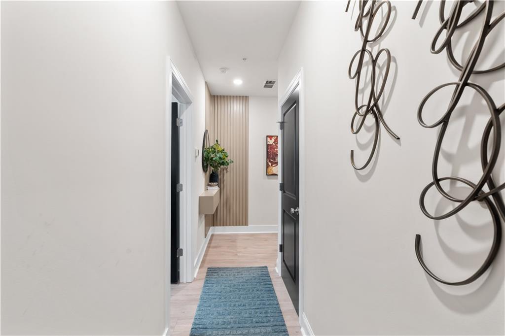 528 Alice Way Unit D10 Property Photo 6