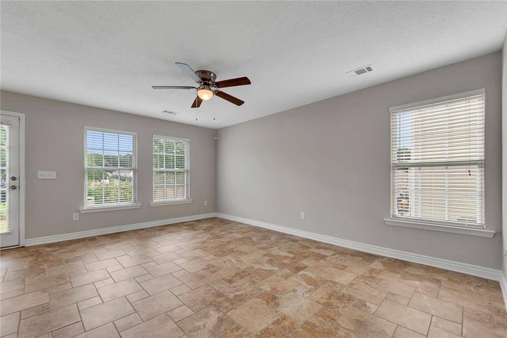 233 Fox Creek Boulevard Property Photo 6