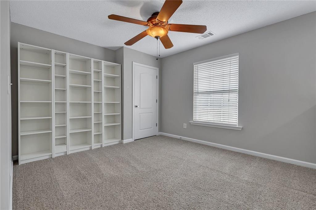 233 Fox Creek Boulevard Property Photo 16