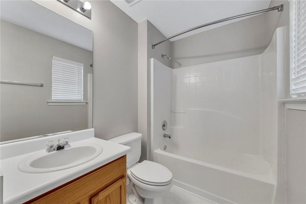 233 Fox Creek Boulevard Property Photo 24