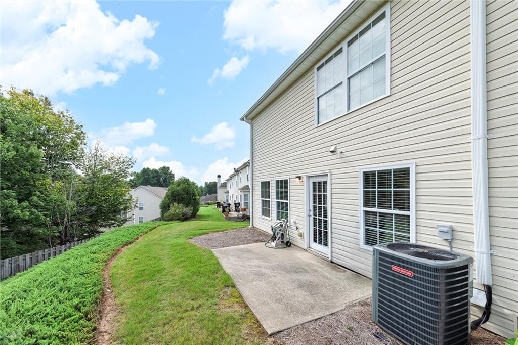 233 Fox Creek Boulevard Property Photo 27