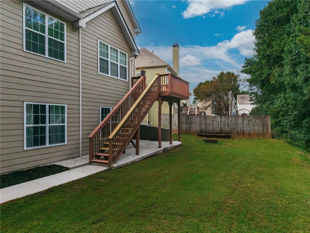 309 Laurel Glen Crossing Property Photo 7