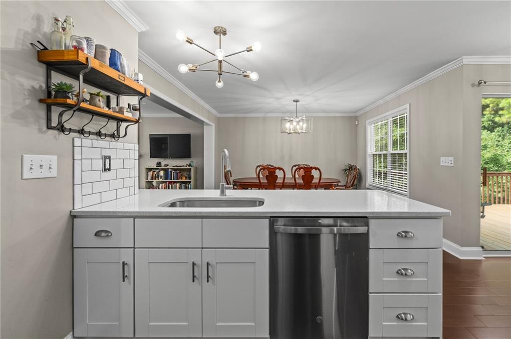 309 Laurel Glen Crossing Property Photo 22