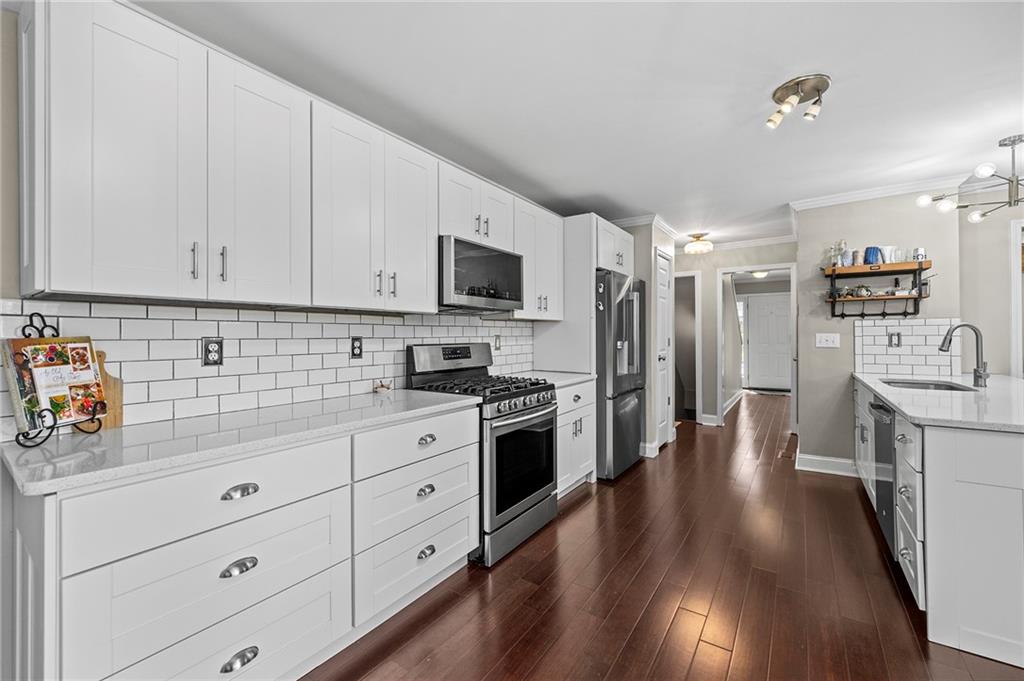 309 Laurel Glen Crossing Property Photo 25