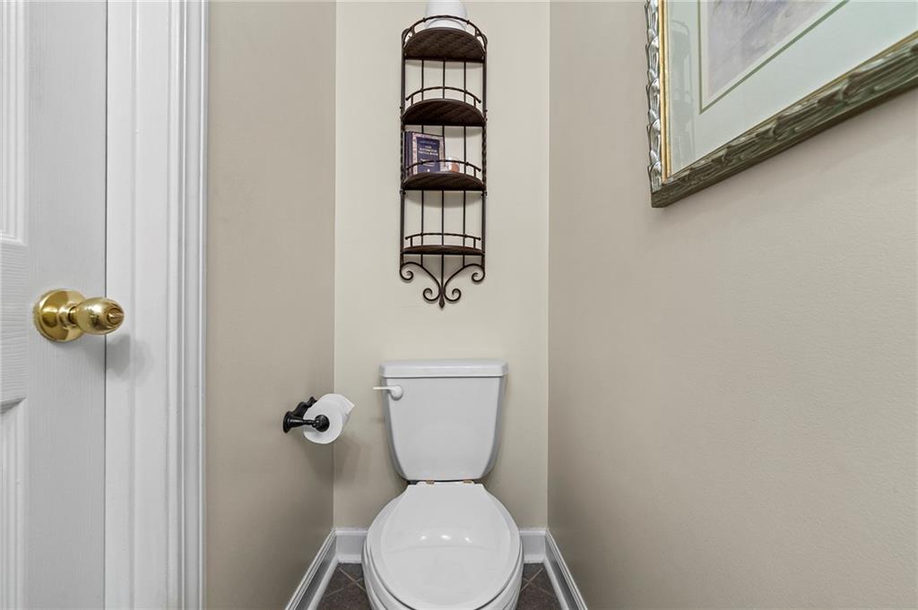 309 Laurel Glen Crossing Property Photo 29