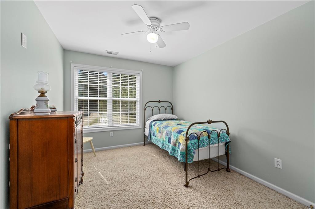 309 Laurel Glen Crossing Property Photo 34
