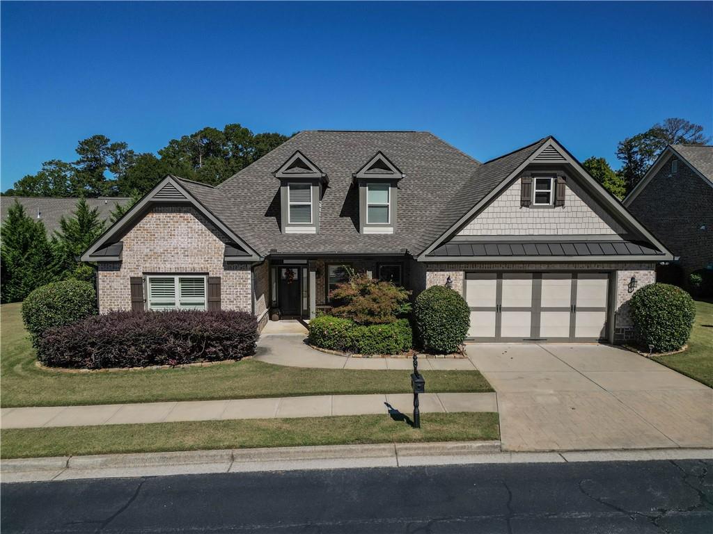 810 Legends Drive Property Photo 3