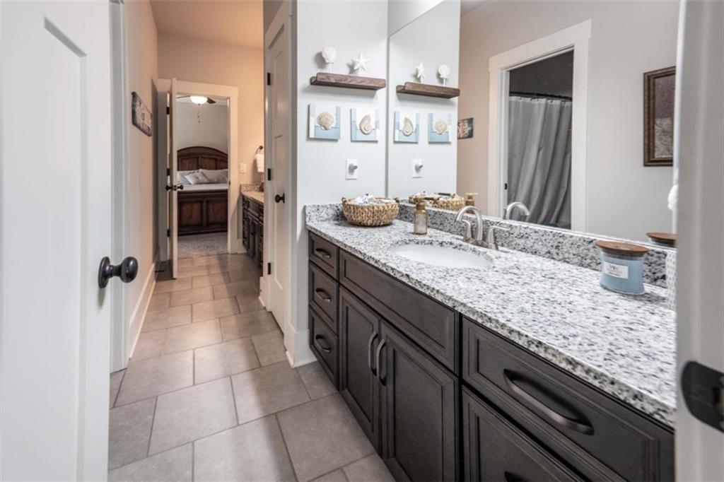 810 Legends Drive Property Photo 33